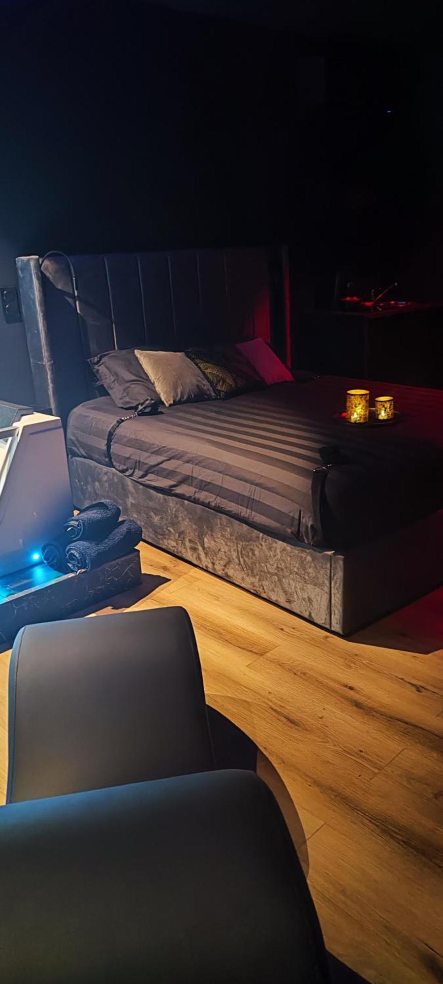 Loveroomxspa Bourg-Saint-Christophe Стая снимка