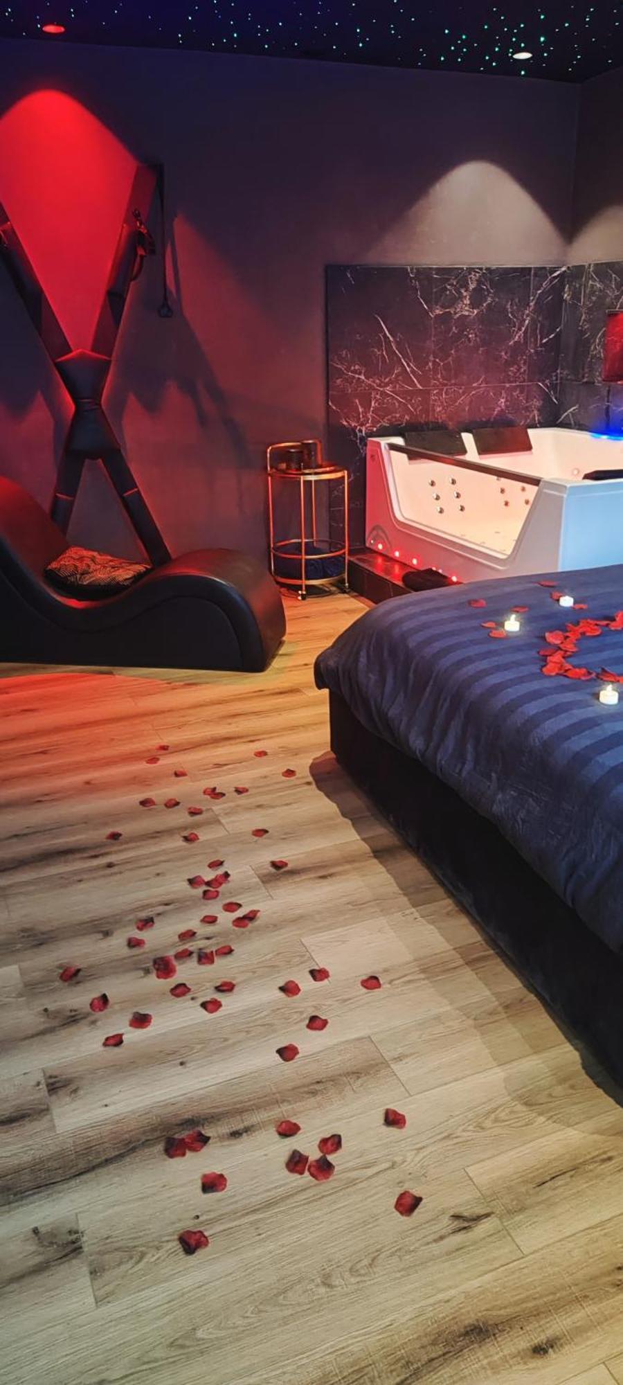 Loveroomxspa Bourg-Saint-Christophe Стая снимка